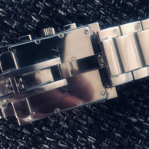 Gucci Men’s Watch - Picture 2 of 3